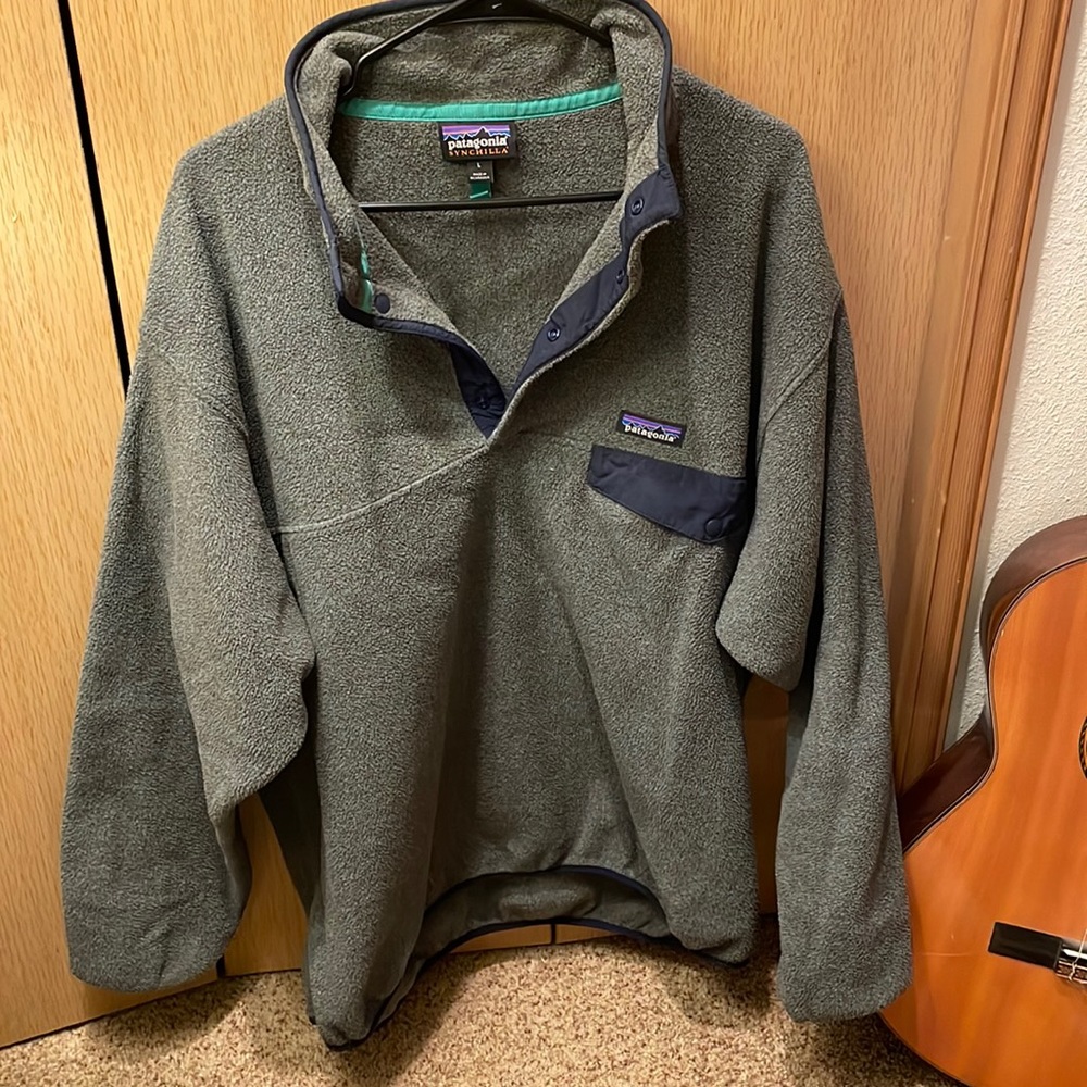 Patagonia synchilla snap-t fleece in gray